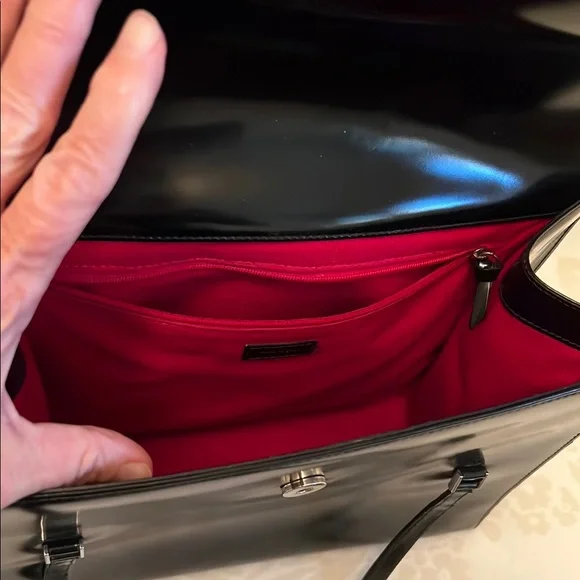 Vintage Kate Spade Black Leather Handbag with Minimalist Design - Picture 6 of 8